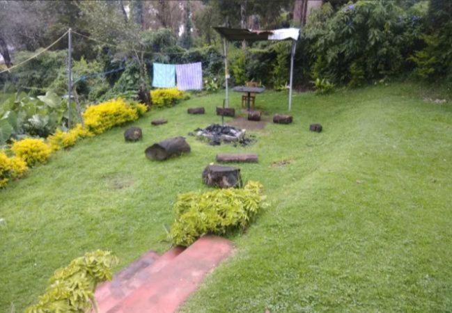 فندق Seven Roads