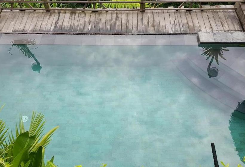 פנסיון Bayu House And Villas