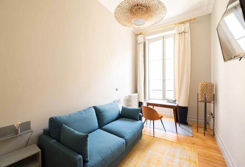 پانسیون Maison Manege Bordeaux Centre