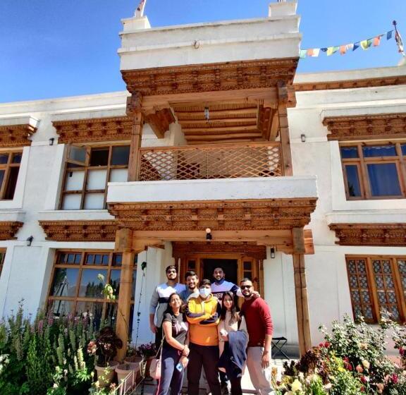 ペンション Namra Villa