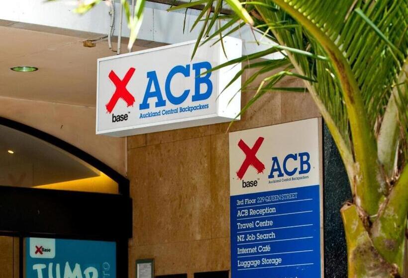 ユースホステル Base Auckland