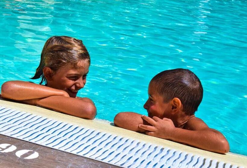 Aparthotel Novo Sancti Petri