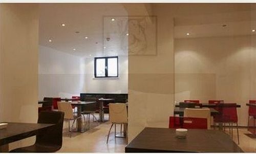 هتل Avni Kensington