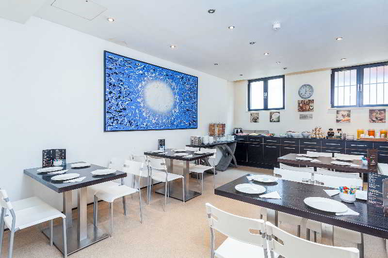 هتل Avni Kensington