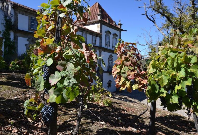 Casa Das Torres De Oliveira