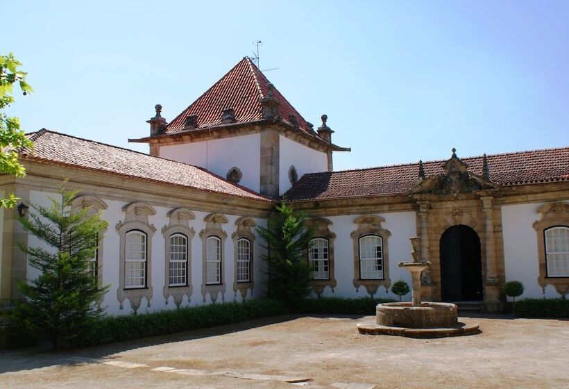 Casa Das Torres De Oliveira