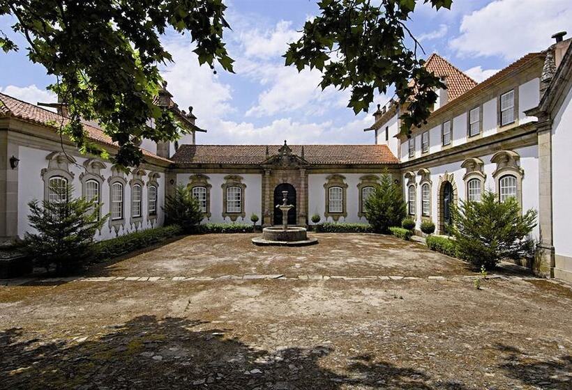 Casa Das Torres De Oliveira