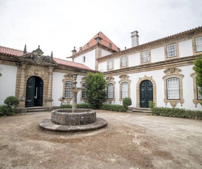 Casa Das Torres De Oliveira