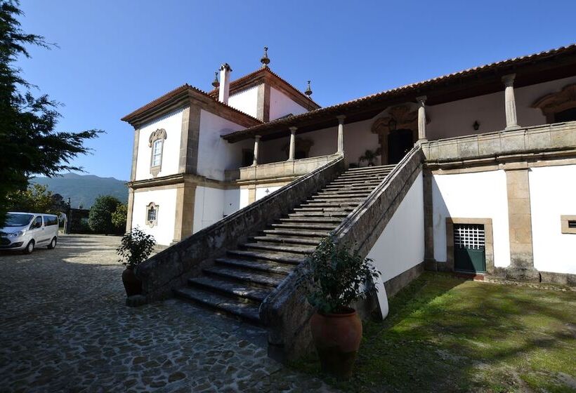 Casa Das Torres Da Facha