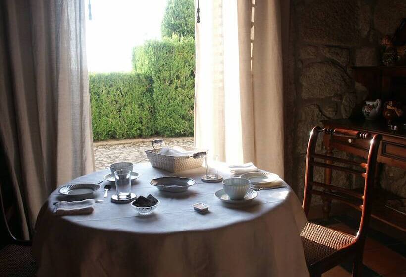 Casa Das Torres Da Facha