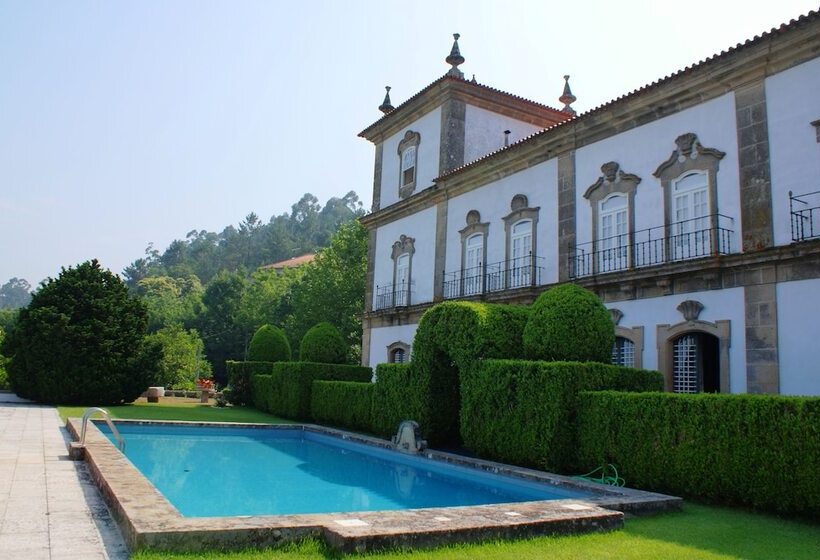 Casa Das Torres Da Facha