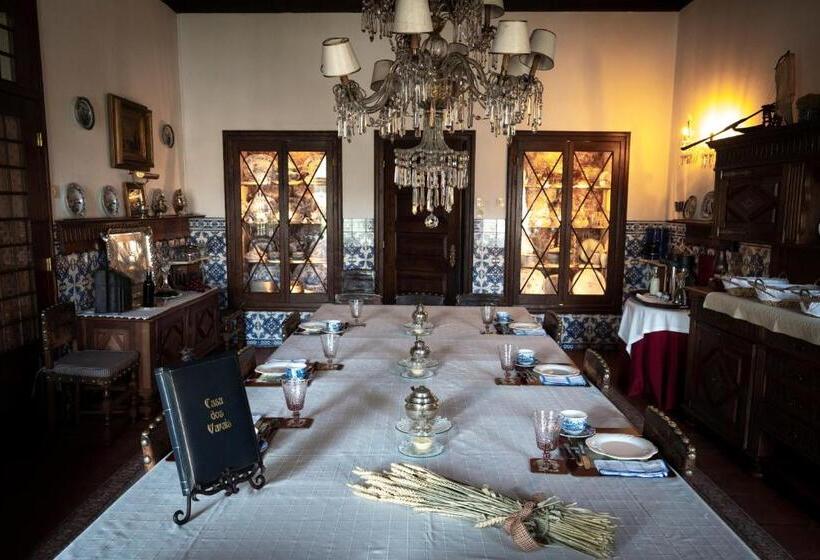 Casa Dos Varais, Manor House