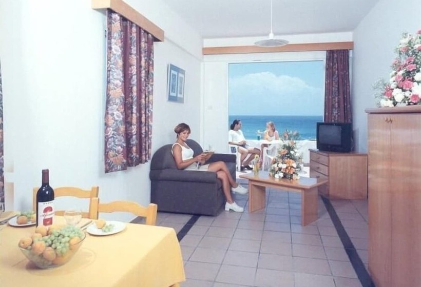 Corallia Beach Hotel Apartments