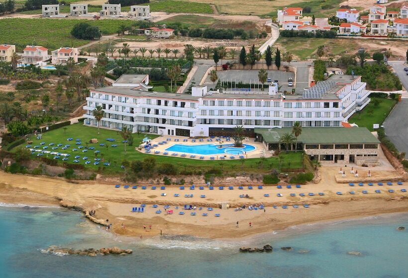 Corallia Beach Hotel Apartments