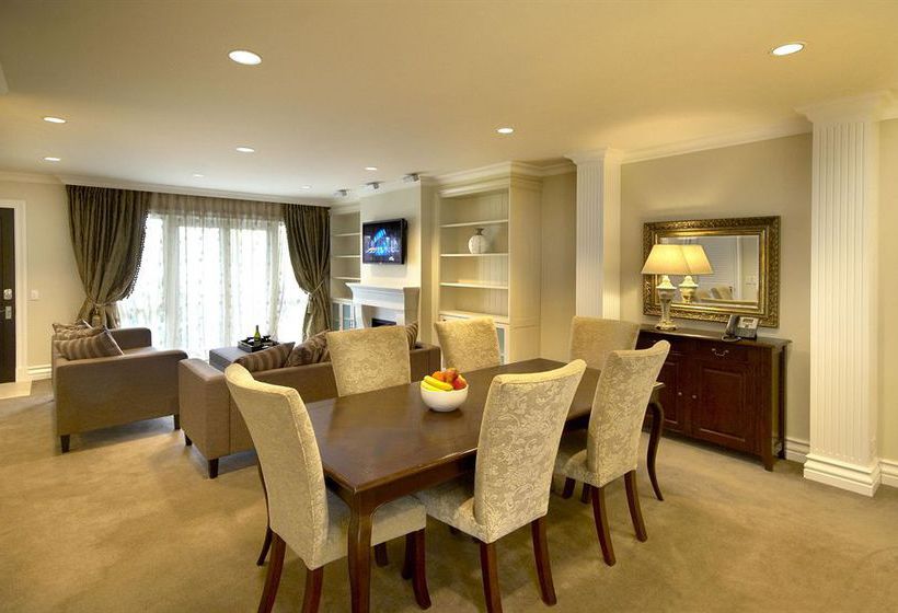 Отель Esplanade Queenstown By Staysouth