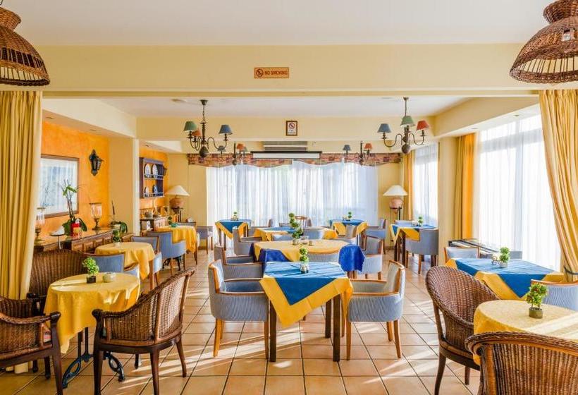 Estella Hotel And Apartments