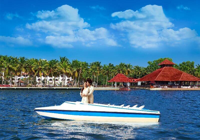 Estuary Island Resort