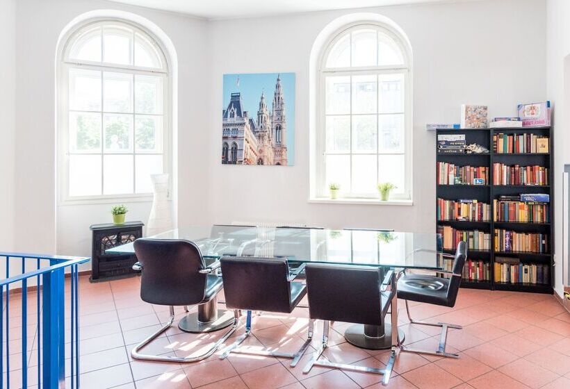 여관 a&o Wien Stadthalle