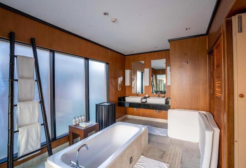 호텔 Adaaran Select Huduran Fushi   Premium All Inclusive