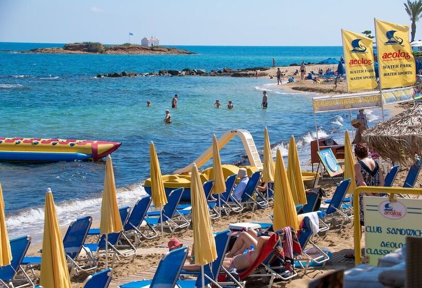 ホテル Aeolos Beach Resort