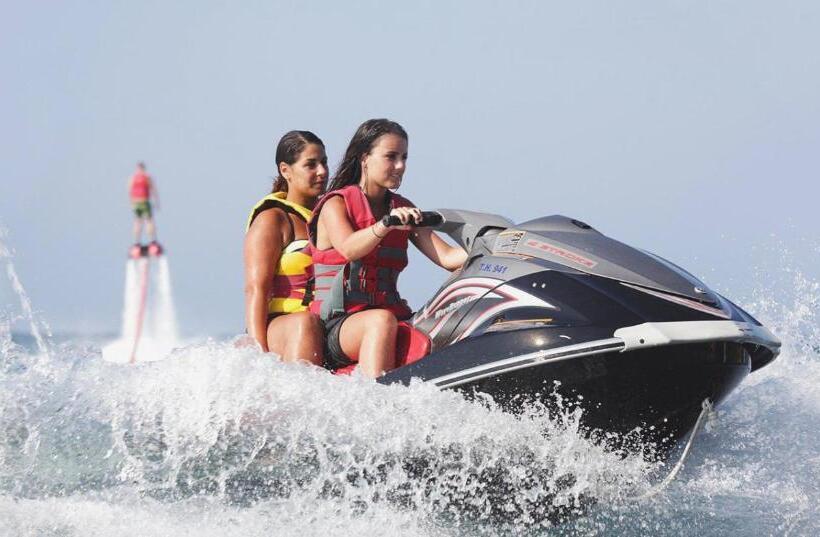 ホテル Aeolos Beach Resort