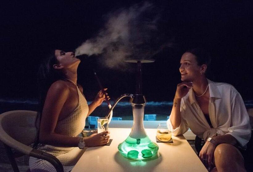 ホテル Aeolos Beach Resort