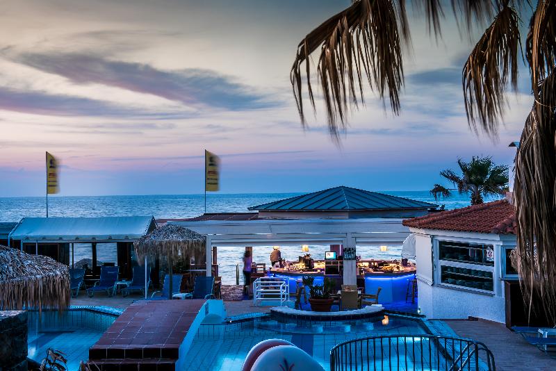 ホテル Aeolos Beach Resort