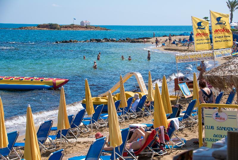 ホテル Aeolos Beach Resort