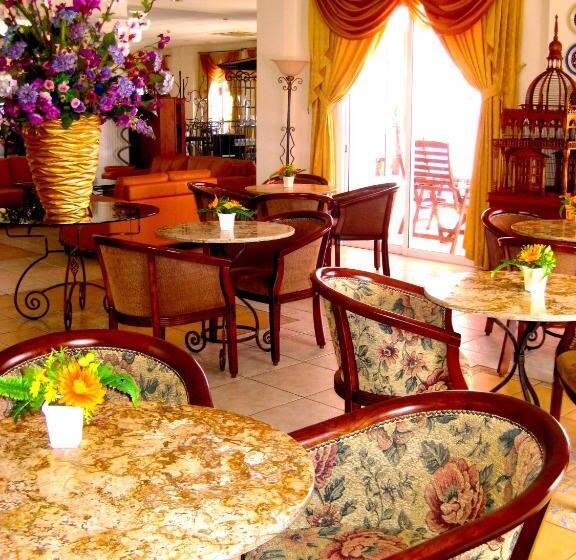 酒店 Akamanthea Holiday Village