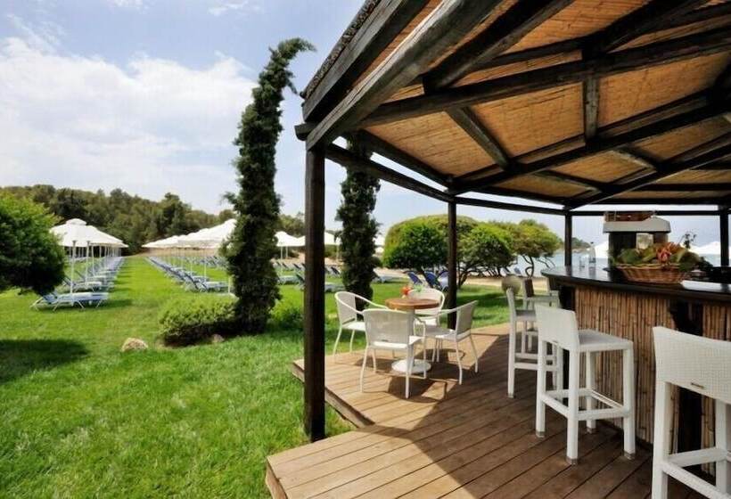 호텔 Aks Hinitsa Bay