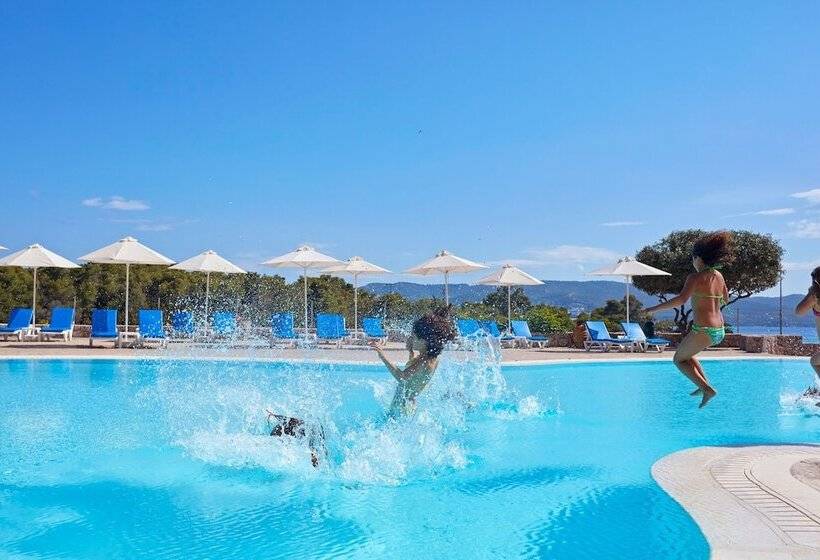 호텔 Aks Hinitsa Bay