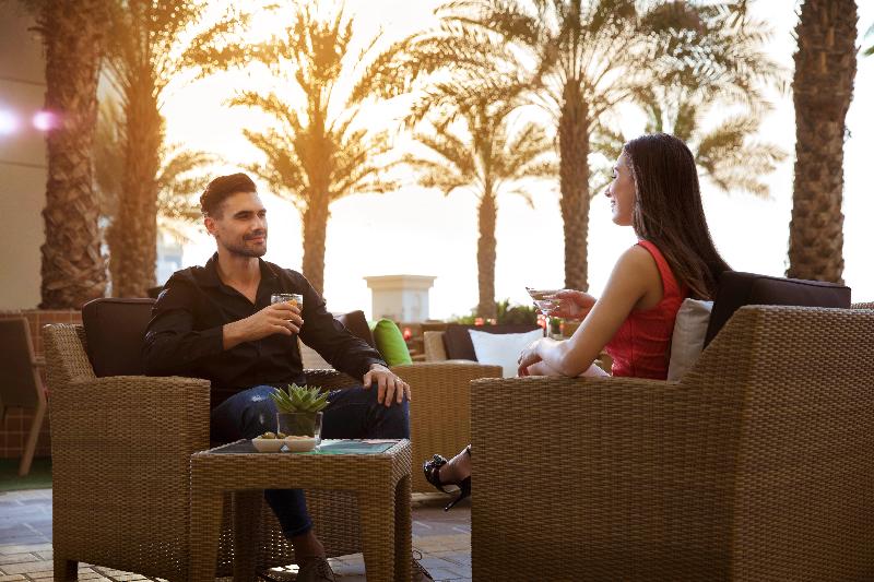 酒店 Amwaj Rotana, Jumeirah Beach Dubai