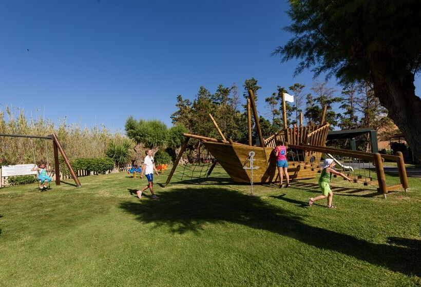 Отель Aquila Rithymna Beach