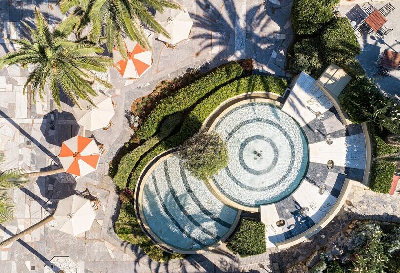 Отель Aquila Rithymna Beach