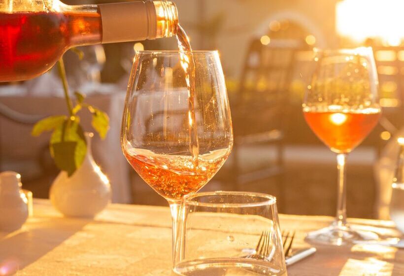 Отель Aquila Rithymna Beach