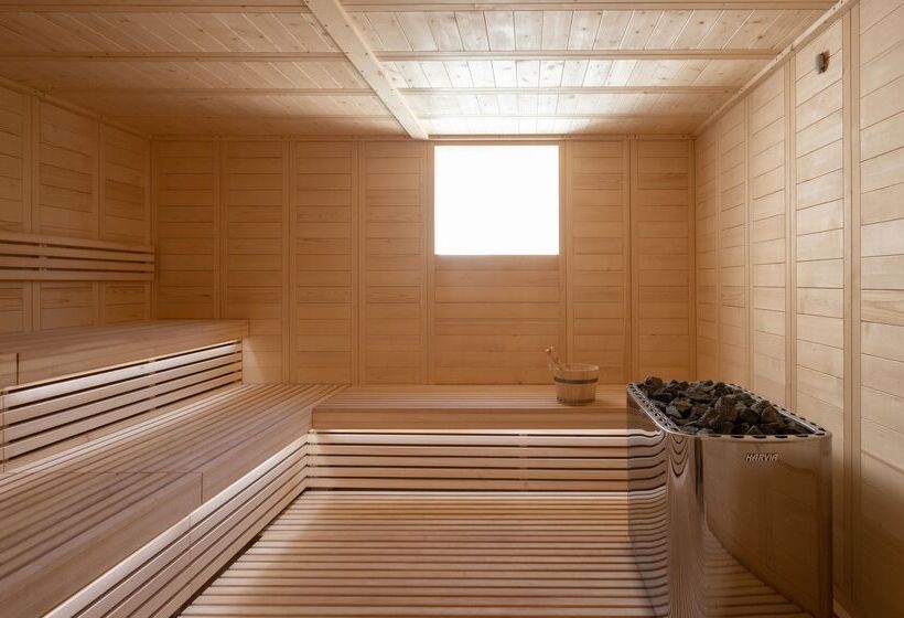 Отель Aquila Rithymna Beach