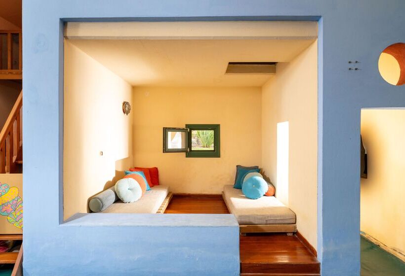 Отель Aquila Rithymna Beach