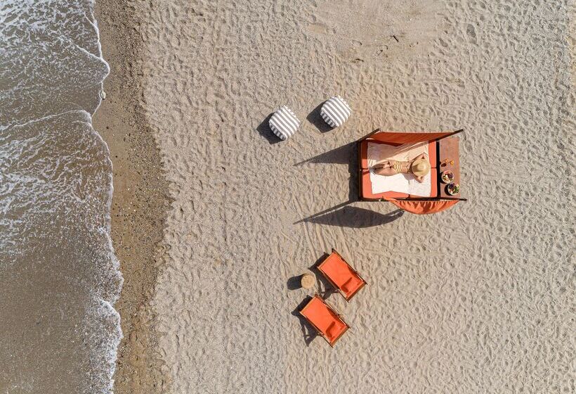 Отель Aquila Rithymna Beach