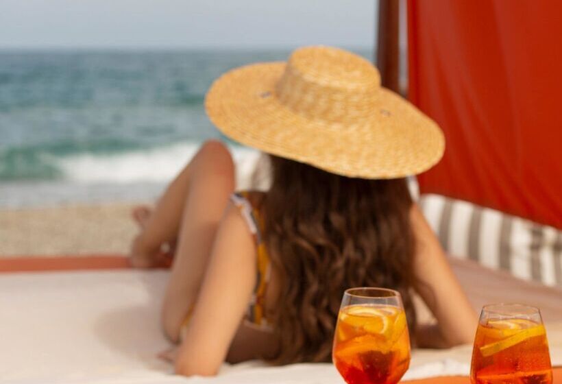 Отель Aquila Rithymna Beach