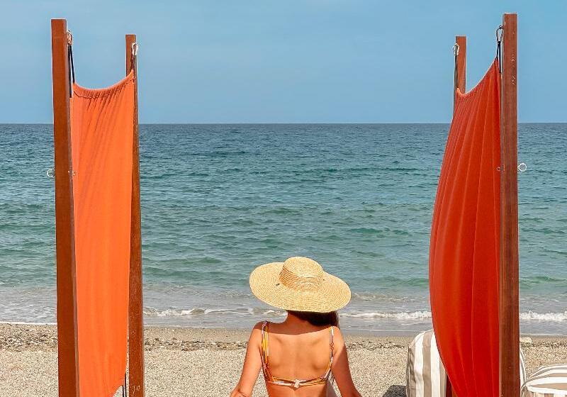 Отель Aquila Rithymna Beach