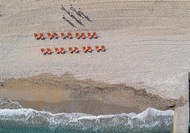 Отель Aquila Rithymna Beach