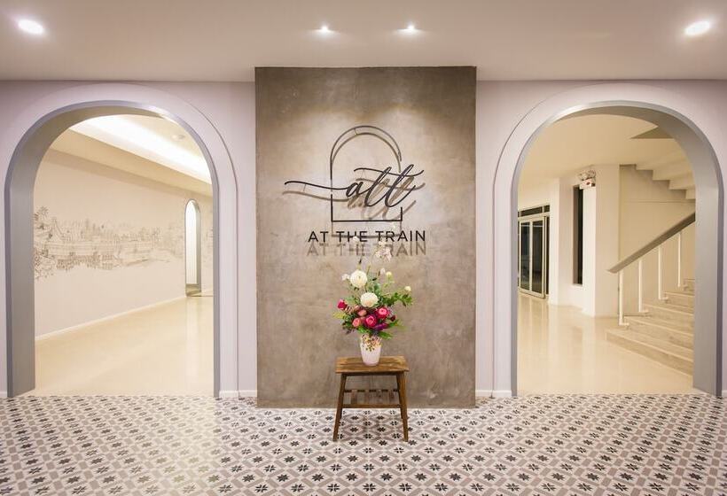 فندق At The Train  Chiangmai