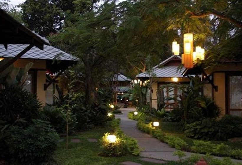 ホテル Baan Talay Dao