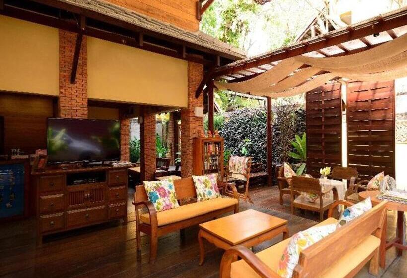 ホテル Baan Talay Dao