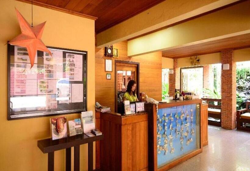 ホテル Baan Talay Dao