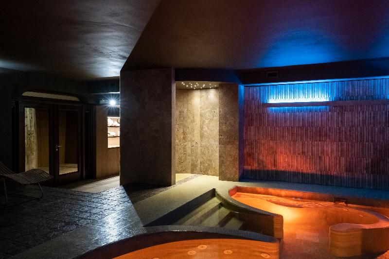 فندق Baia Di Ulisse Wellness & Spa