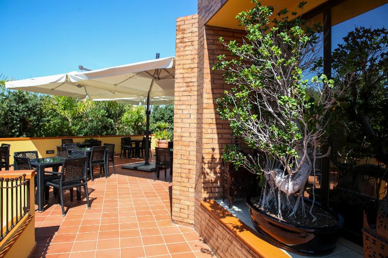 فندق Baia Di Ulisse Wellness & Spa