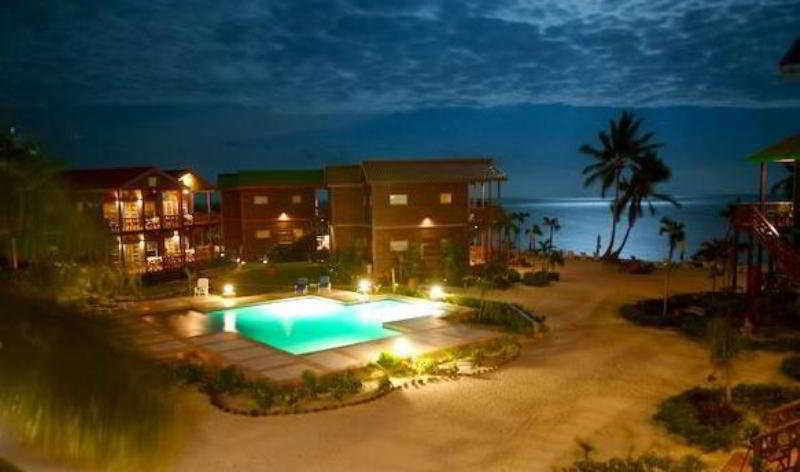 בית מלון כפרי Belize Legacy Beach Resort
