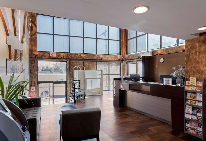 هتل Best Western Plus Brooklyn Bay