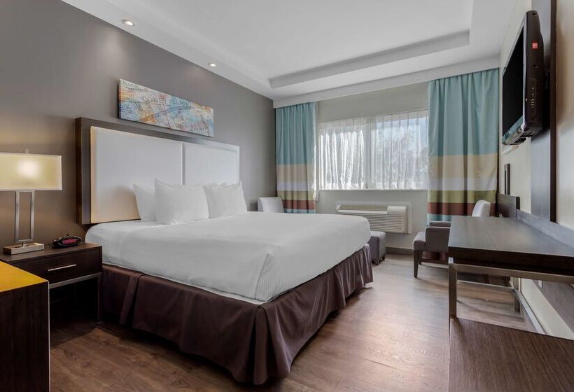 هتل Best Western Plus Brooklyn Bay